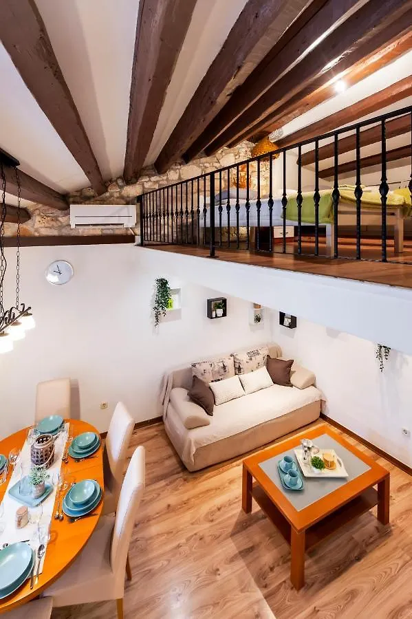 Ap Downtown Apartment 로비니