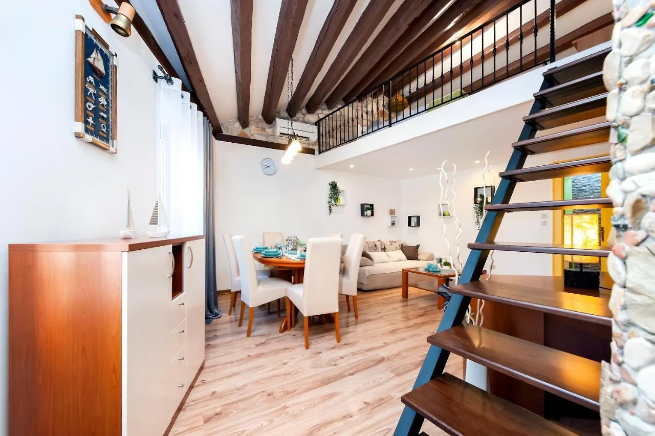 Ap Downtown Apartment Rovinj